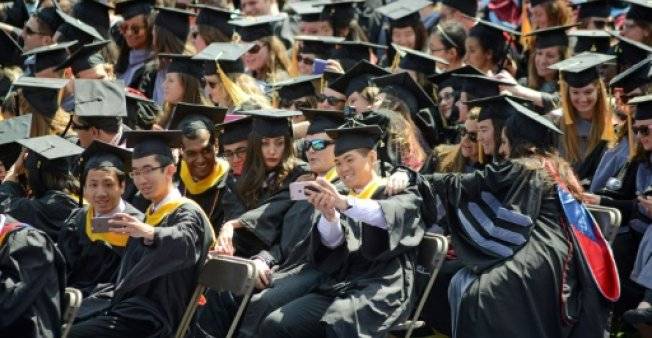 ترامب يلغي توجيهات تتعلق بالتمييز الإيجابي في المدارس من عهد اوباما