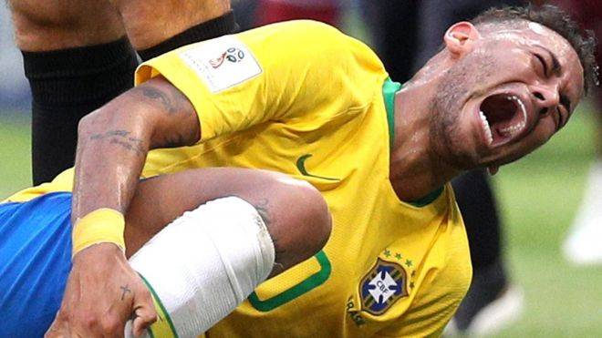 نيمار: هل يعجبك اللاعب البرازيلي أم يثير غضبك؟