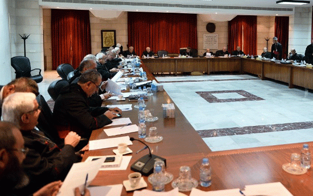 المطارنة الموارنة : على الدولة فرض سلطة القانون في البقاع... وتخفيف الأعباء عن الأهل والمدارس
لعدم التفريط بالجنسيّة تحت أيّ مُبرّر.... وكلّ تأخير في تشكيل الحكومة سيمنع تفعيل الإقتصاد