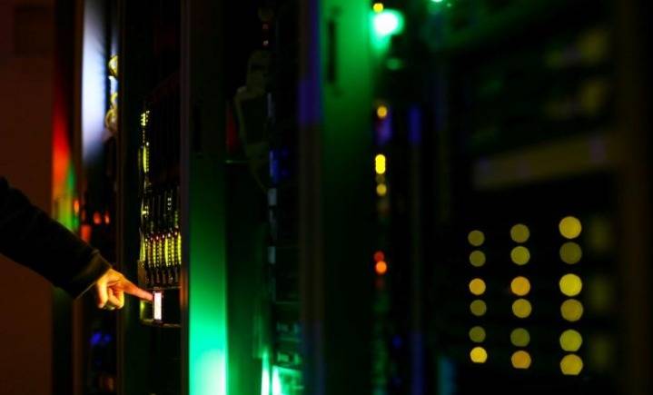 "اسرائيل" تتعرّض لخرقٍ أمني.. "معلومات" بـ50 مليون دولار للبيع في الانترنت السوداء!