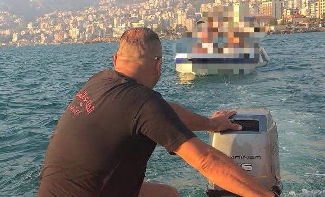 انقاذ زورق على متنه 6 أشخاص قبل ارتطامه بالصخور