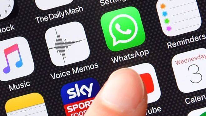 ماذا يفعل موقع فيسبوك وغيره من عمالقة التكنولوجيا ببياناتك؟
