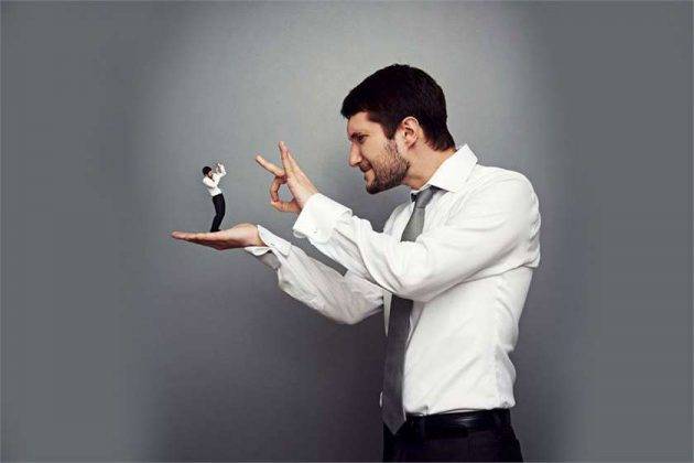ما هي عقدة التفوق أو الإستعلاء؟
