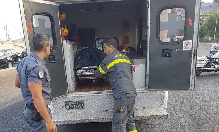بالصور.. جثة على أوتوستراد ضبية