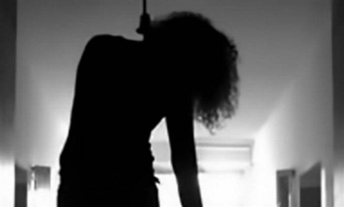 العائلة مصدومة على ابنتها.. ما القصة؟