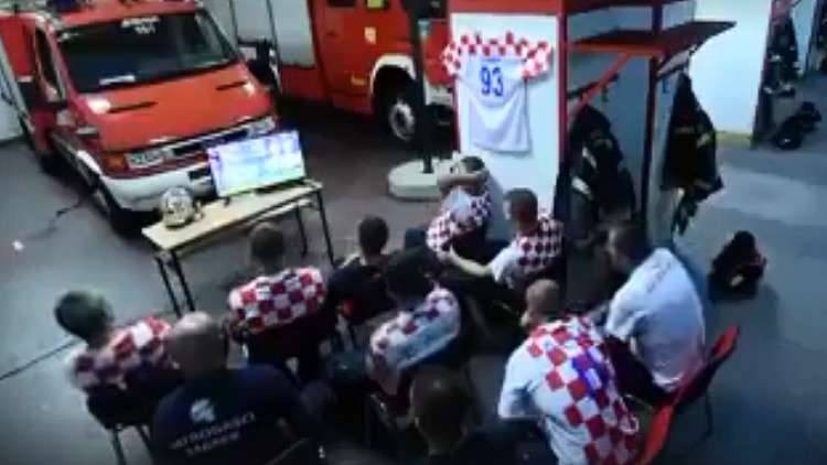 إطفاء الحريق أهم من مشاهدة ركلة راكيتيتش الحاسمة ضد روسيا (فيديو)