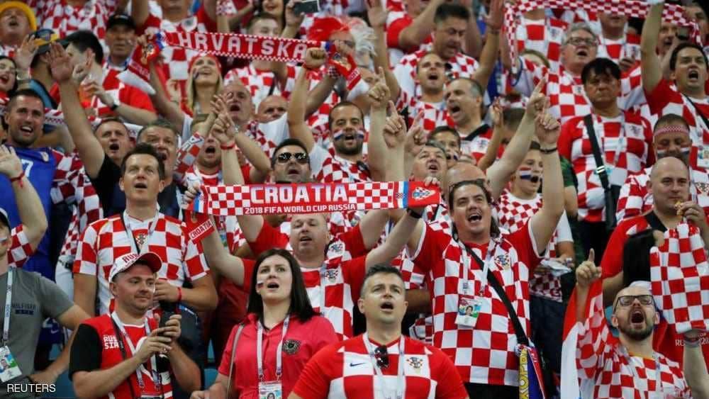 إقبال هائل على قمصان كرواتيا ببلد 