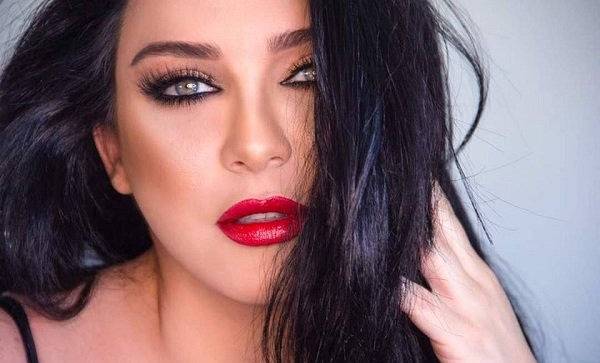 نجمات ازددن جمالاً بعد الاربعين.. من الأحلى؟