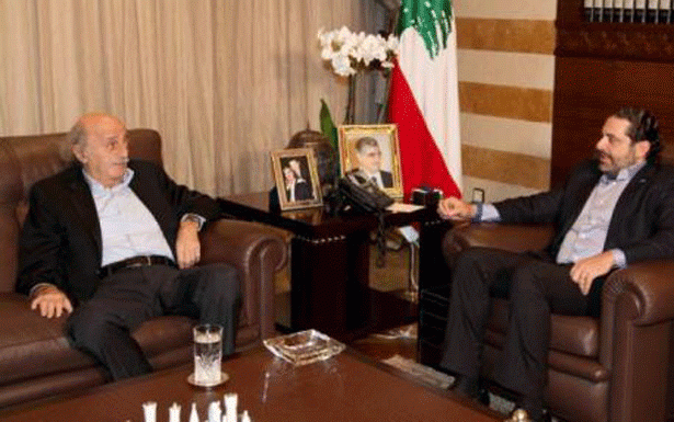 رئيس الحكومة المكلف بحث وريتشارد الأوضاع والتقى وزراء
جنبلاط : الحريري يقوم بكلّ جهده لتشكيل الحكومة
جعجع: من يراهن على اعتذاره فهذا احتمال غير موجود
