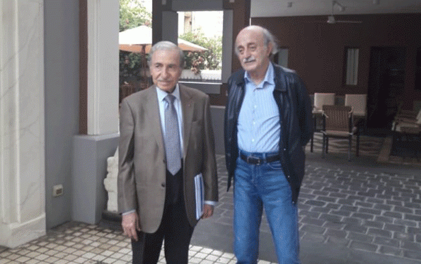 الخليل عرض وجنبلاط
أزمة تشكيل الحكومة