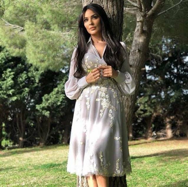 نادين نجيم تجمع الرقي والفقر بإطلالاتها في مسلسل "طريق"!