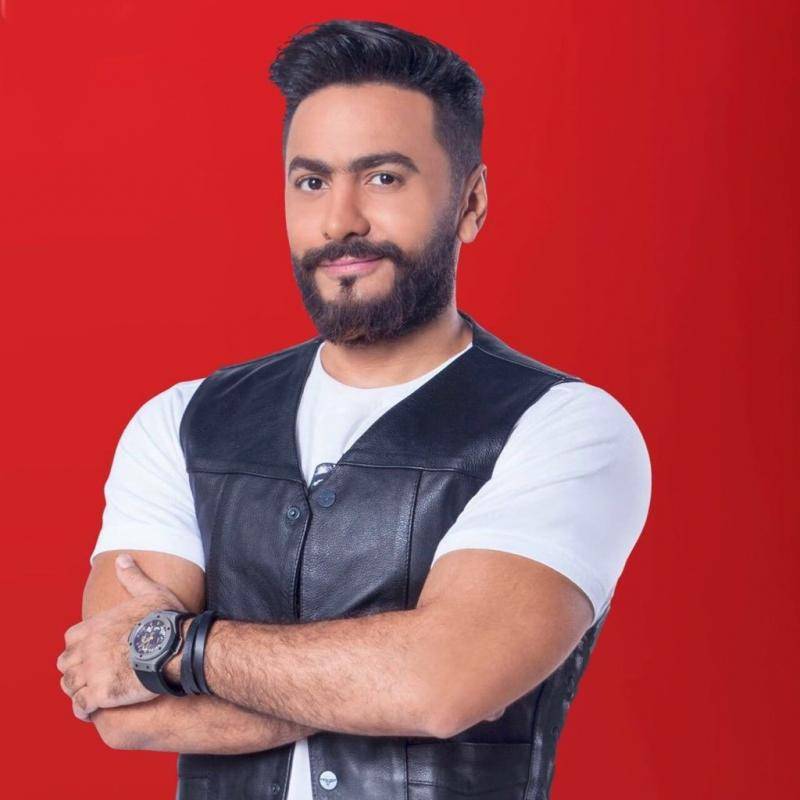 تامر حسني ومفاجآت لا تنتهي!