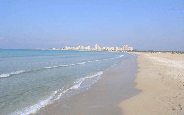 الموسوي اطلع على نتائج المسح لشاطئ صور