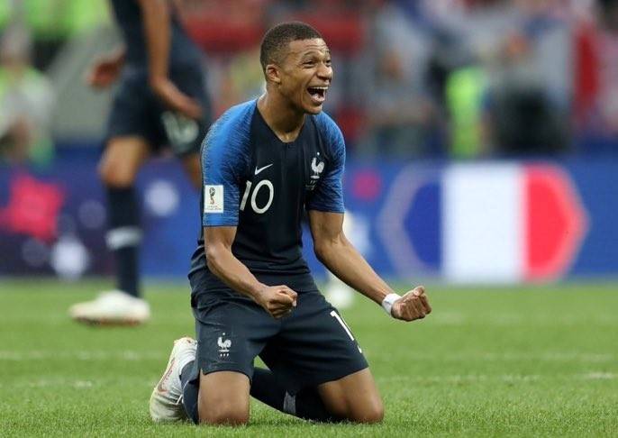 مبابي يحصد جائزة أفضل لاعب واعد في مونديال روسيا