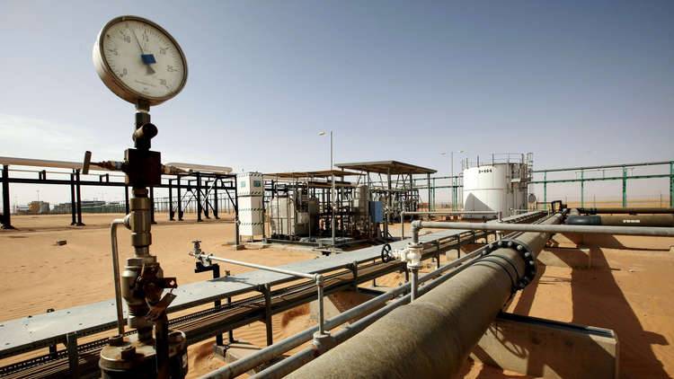 ليبيا.. وقف صادرات النفط من ميناء مصفاة الزاوية