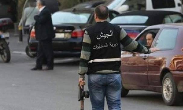 بعد مطاردته جندياً ودهسه بسيارته.. "المخابرات" توقف "أحمد"