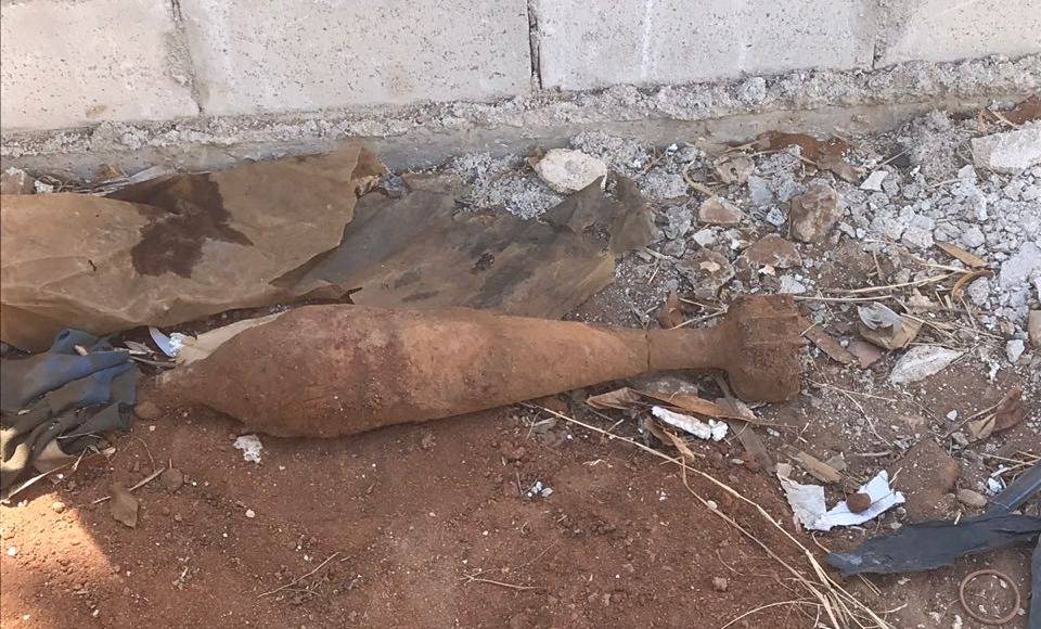 بالصورة.. العثور على قذيفة في منطقة الضم والفرز - طرابلس!