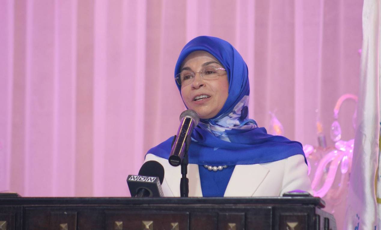عز الدين لا أساس للشائعات عن تلوث بحر صور