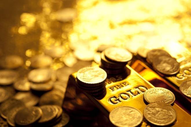الذهب يهبط لأدنى مستوياته في عام مع صعود الدولار