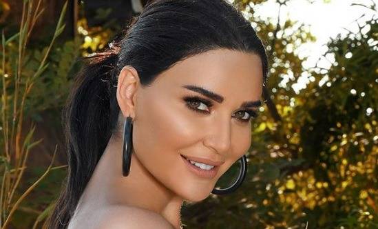 بالصورة سيرين عبد النور تظهر بالشعر الأشقر.. هكذا بدت