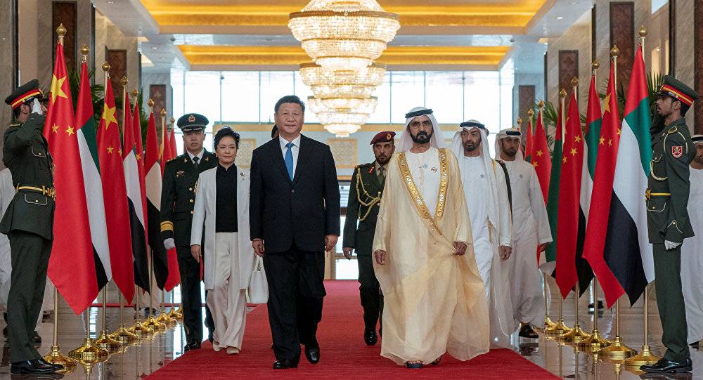 ابن راشد وابن زايد يستقبلان الرئيس الصيني بالاستعراضات الجوية (صور)