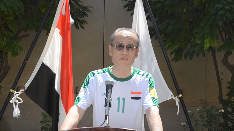 لماذا أحب أهل العراق سفير اليابان إلى بغداد؟ (فيديو+صورة)