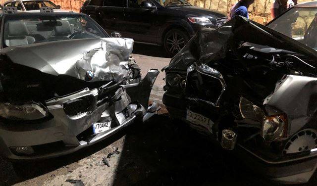 بالصورة: جريحان بحادث سير في بلاط