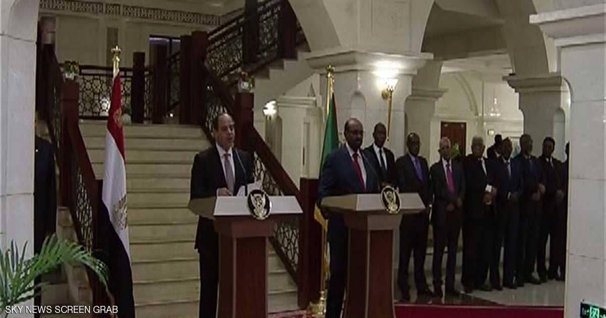 السيسي من الخرطوم: أمن الجوار جزء من أمننا