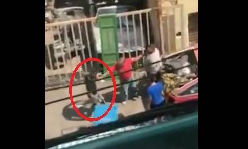 بالفيديو: بعد خلاف على أفضلية المرور في الشياح.. شهر مسدّسه ثم!