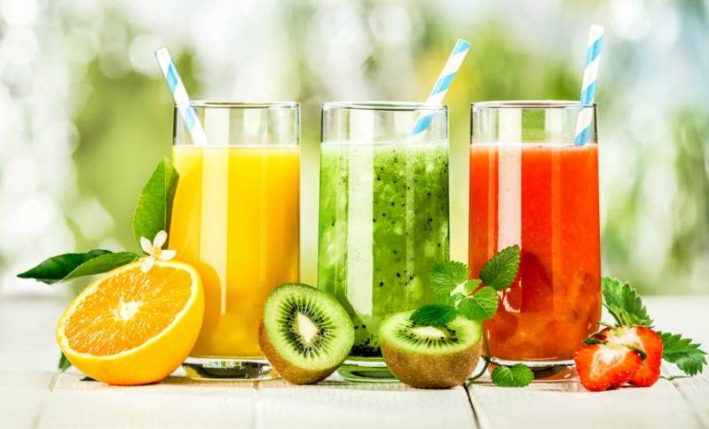 تناول العصائر باستمرار.. إليك فوائدها