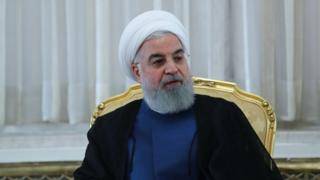 روحاني مخاطبا ترامب: لا تلعب بذيل الأسد فالحرب مع إيران ستكون "أم الحروب"