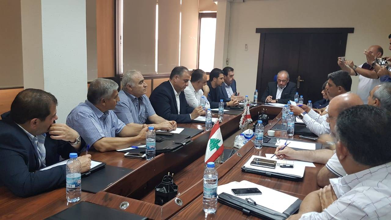 نواب واتحادات بلديات عكار
ناقشوا المشاريع الإنمائية وتنفيذها
