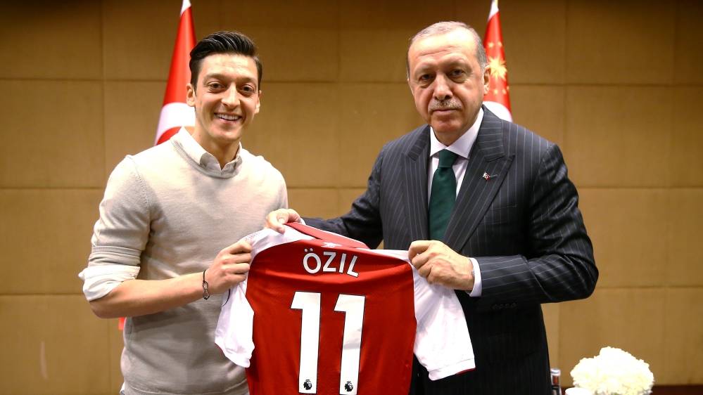 Mesut Ozil cites 'racism and disrespect' as he quits Germany