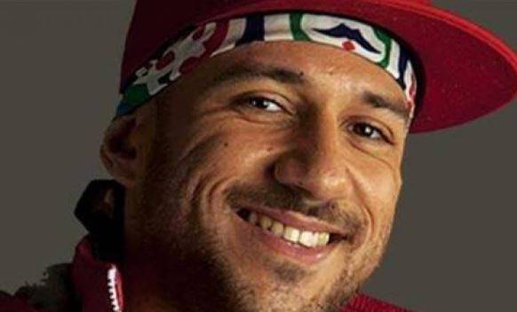 فنان شهير يثير سخرية واسعة.. هل رقص الـ كيكي في فيلمه؟