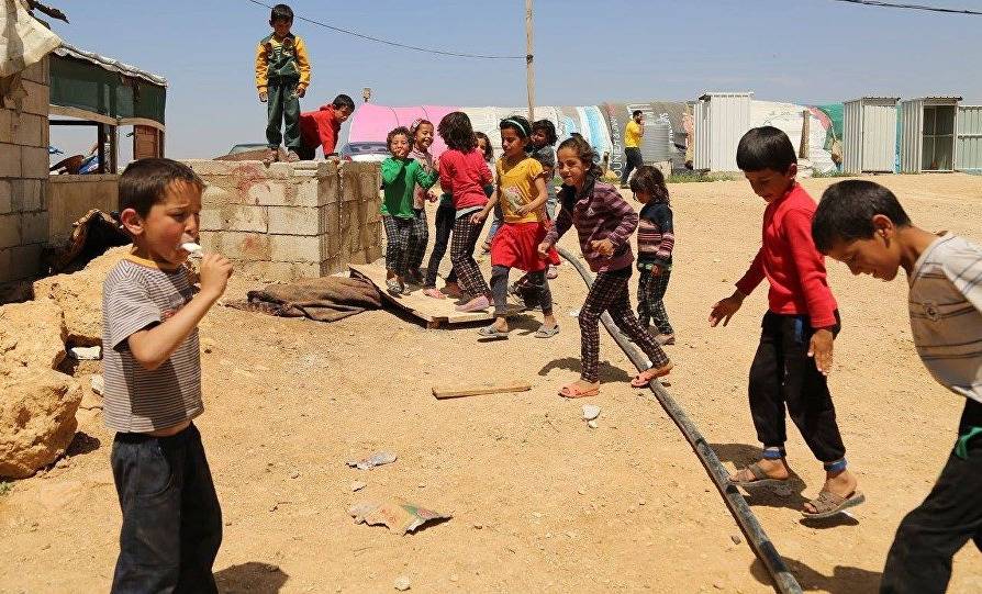 بهذا التاريخ.. فتح ممرين للاجئين السوريين من لبنان والأردن