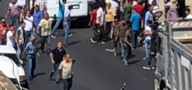 اصابة فتاة بجروح جراء سقوطها عن سطح منزلها في الدوير
