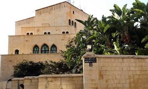 بري عرض مع إبراهيم عودة النازحين والتقى زواراً