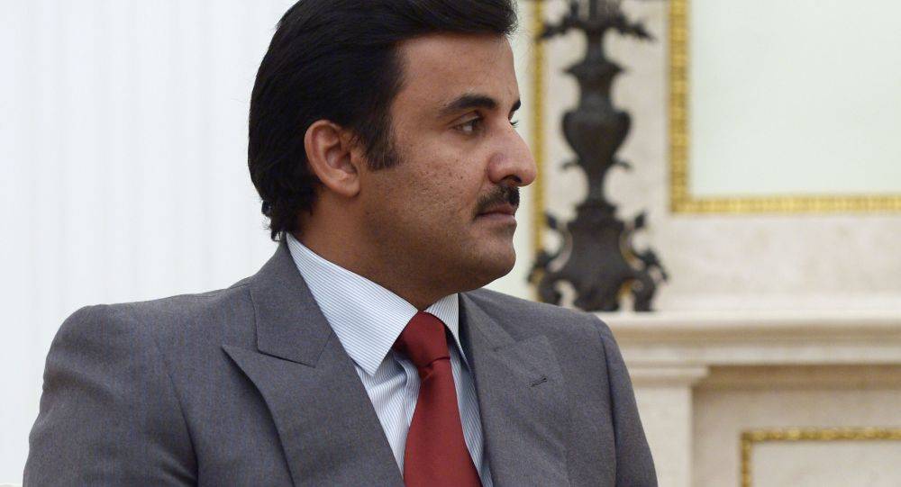 أمير قطر يبحث مكافحة الإرهاب مع تريزا ماي في بريطانيا