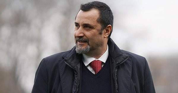 الميلان ينهي ارتباطه بمديره الرياضي
