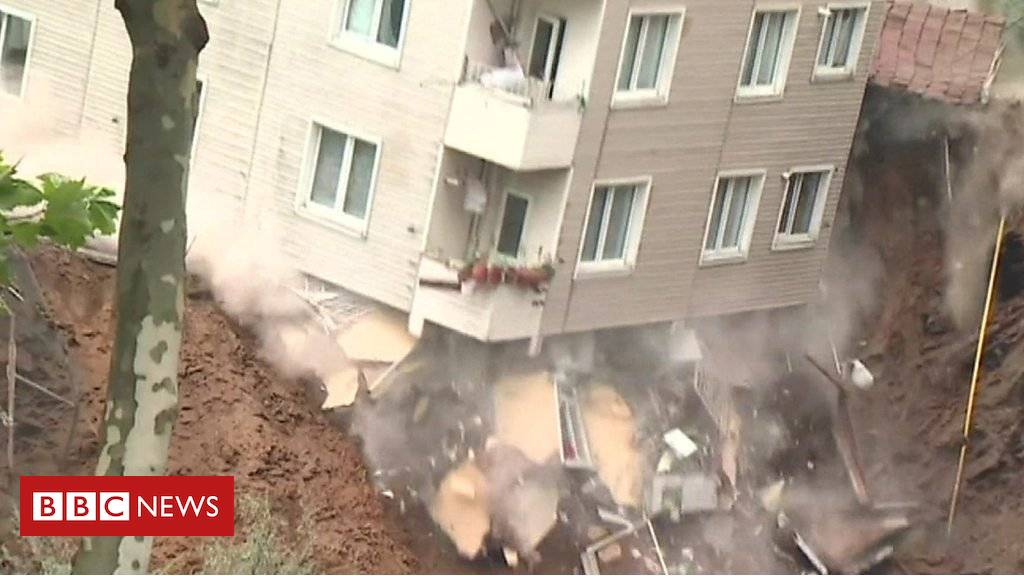 Building collapses in Istanbul after torrential rain