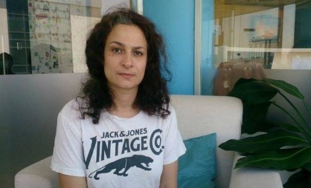 بعد التشريح.. الكشف عن مكان وزمان دفن مي سكاف