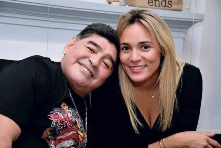 مارادونا يستعد لدخول القفص الذهبي من جديد