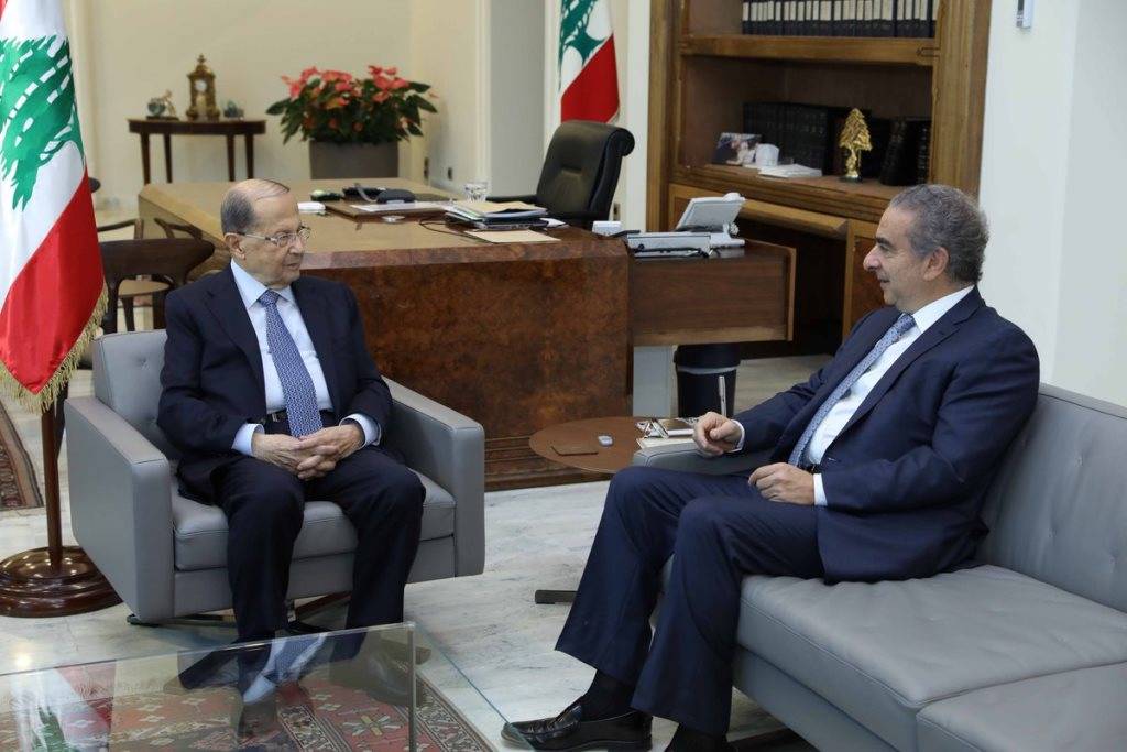 عون التقى فرعون