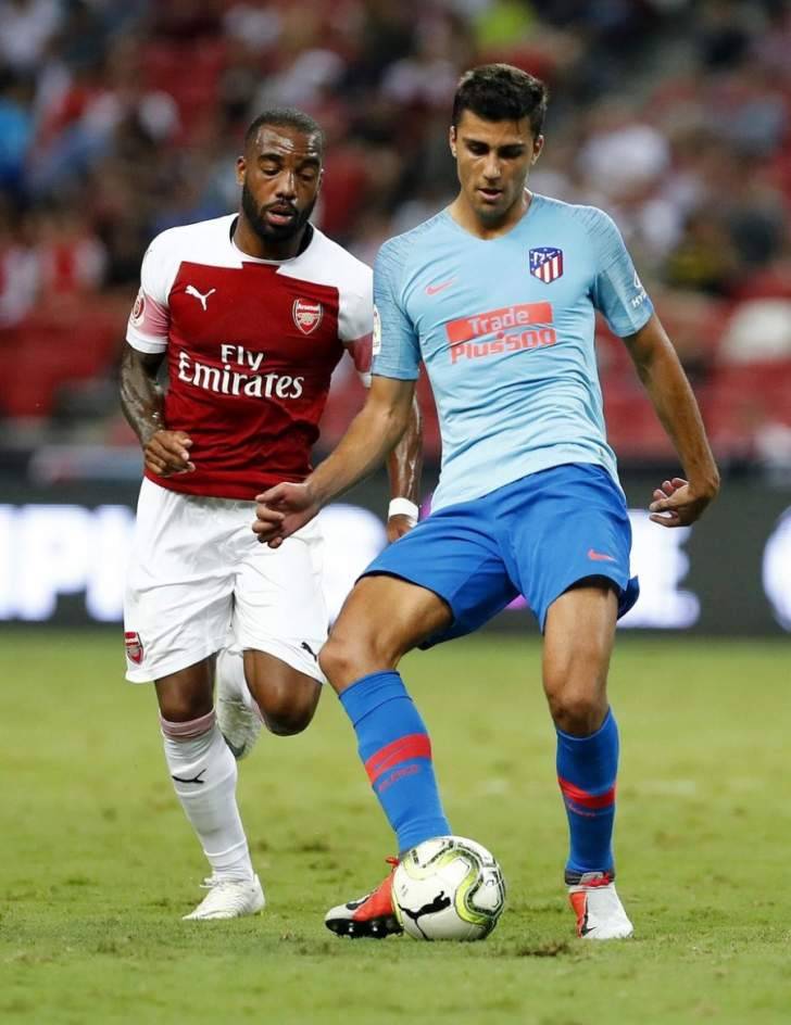 اتلتيكو مدريد يحسم لقاءه الودي امام ارسنال بركلات الترجيح