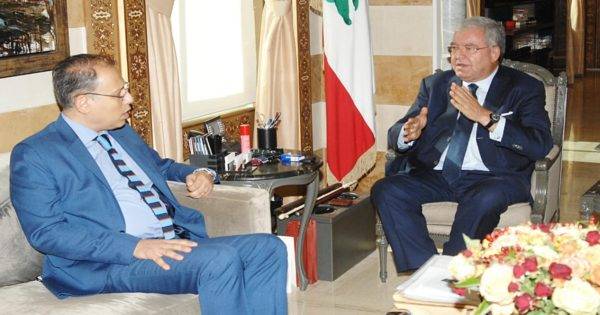 المشنوق استقبل سفير مصر: بحث المشروع الروسي لإعادة النازحين السوريين