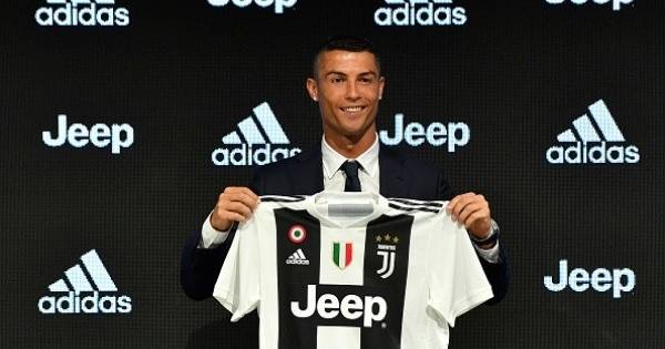 مانشيني : رونالدو يعد نعمة للدوري الإيطالي