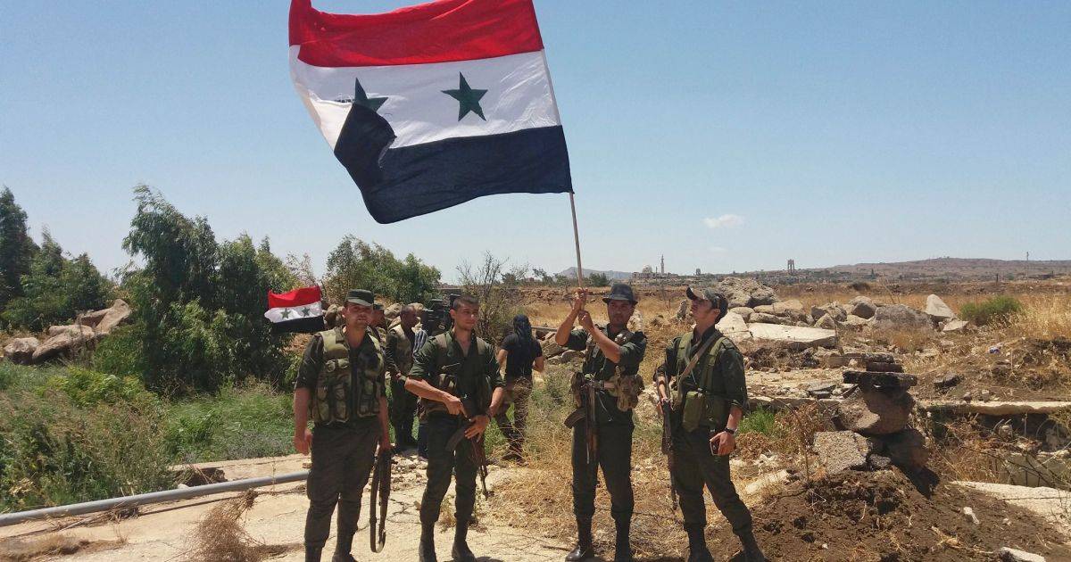 Pro-Assad Forces Raise National Flag in Syrian Golan Heights