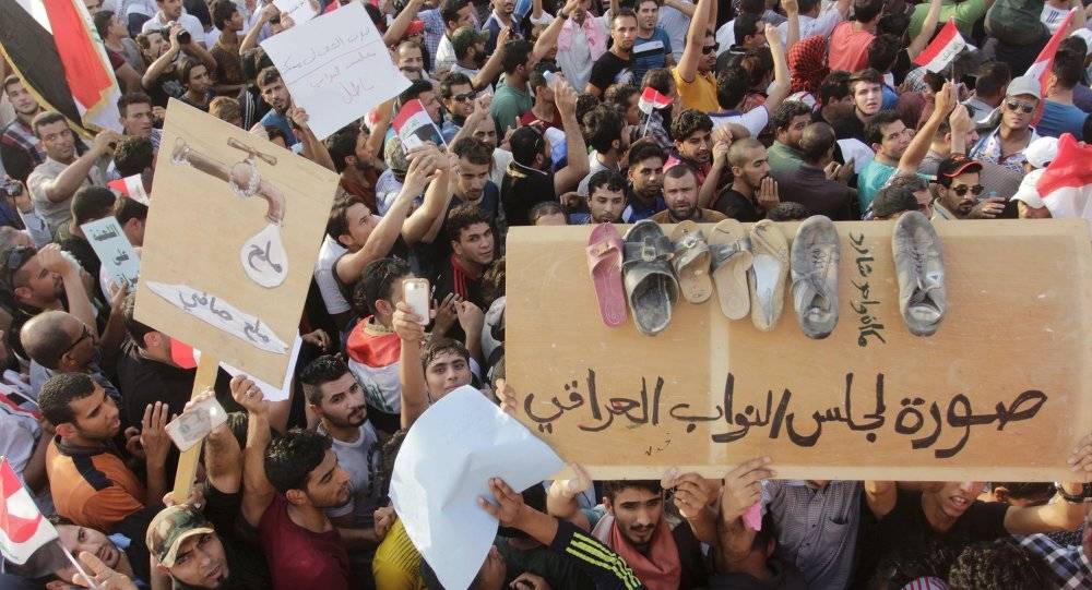 تجدد المظاهرات في بغداد والأمن يغلق الشوارع المؤدية إلى ساحة التحرير
