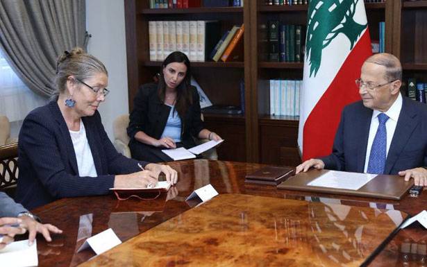 عون طلب من كارديل إبلاغ الأمم المتحدة رغبة لبنان
 في التجديد للقوات الدوليّة العاملة في الجنوب