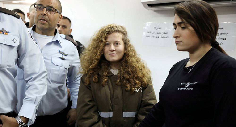 إسرائيل تطلق سراح المراهقة الفلسطينية عهد التميمي